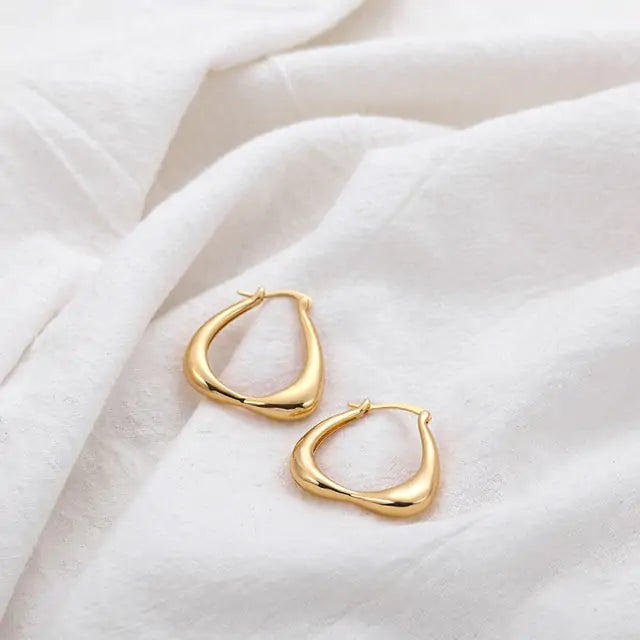 Statement Geometric Hoop Earrings - GlimmaStyle