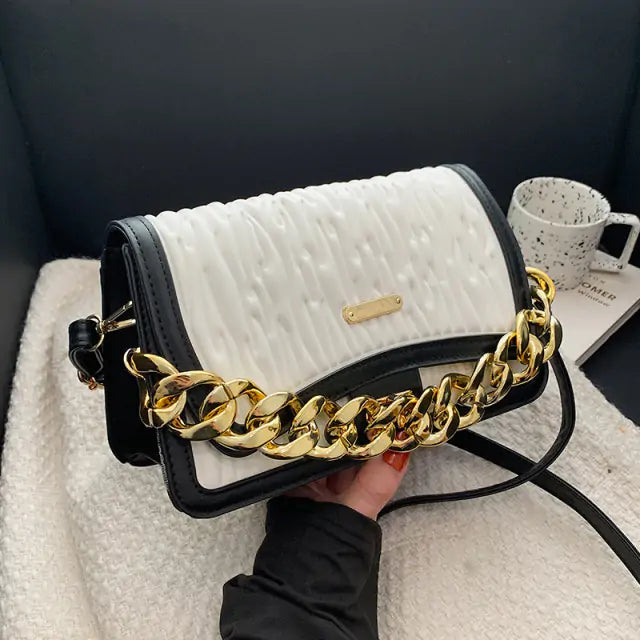 Thick Chain Handbag - GlimmaStyle