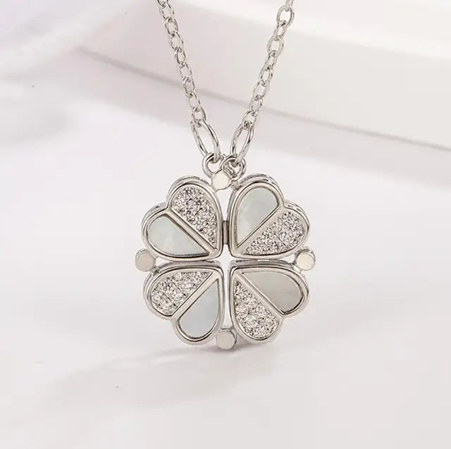 Clover Heart Shape Necklace - GlimmaStyle