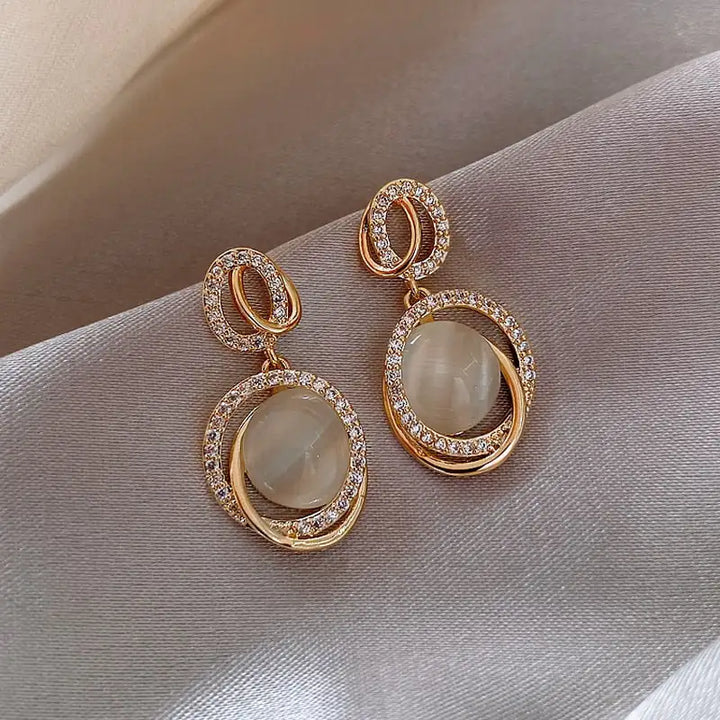 Circular Gold Drop Earrings - GlimmaStyle