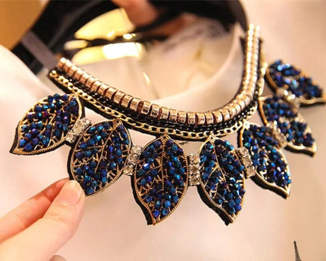 Fashionable Statement Choker Necklace - GlimmaStyle