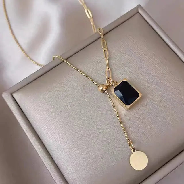 Black Gem Square Necklace - GlimmaStyle