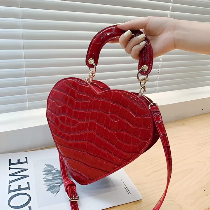 Cute Heart Shaped Design Purse - GlimmaStyle