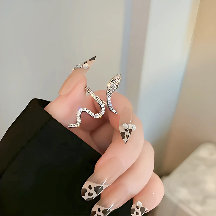 Punk Snake Ring - GlimmaStyle