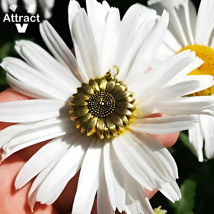 Sunflower Pendant Necklace - GlimmaStyle