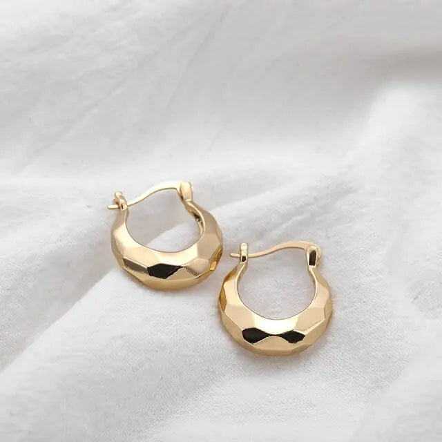 Statement Geometric Hoop Earrings - GlimmaStyle