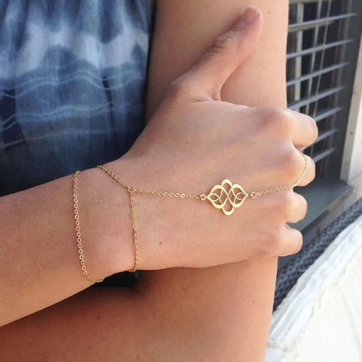 Bohemian Gold Finger Bracelet - GlimmaStyle