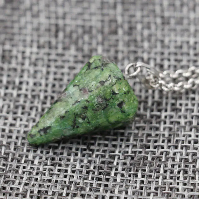 Natural Stone Pendant Necklace - GlimmaStyle