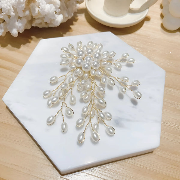 Pearl Brooch - GlimmaStyle