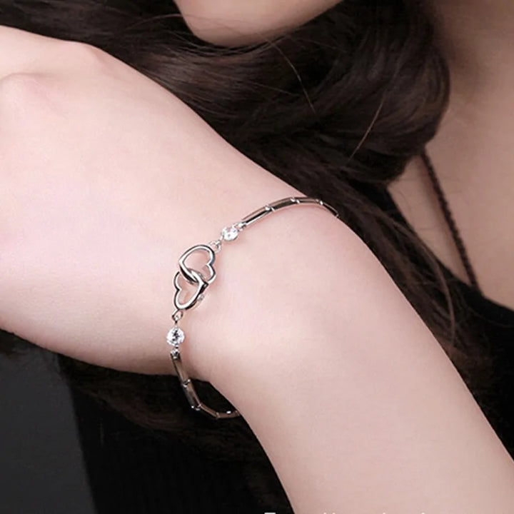 Double Heart Bracelet - GlimmaStyle