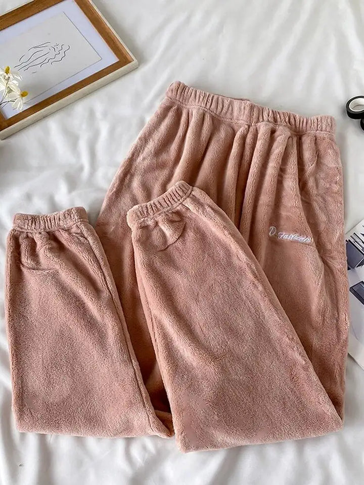 Winter Soft Velvet Pajamas Set - GlimmaStyle