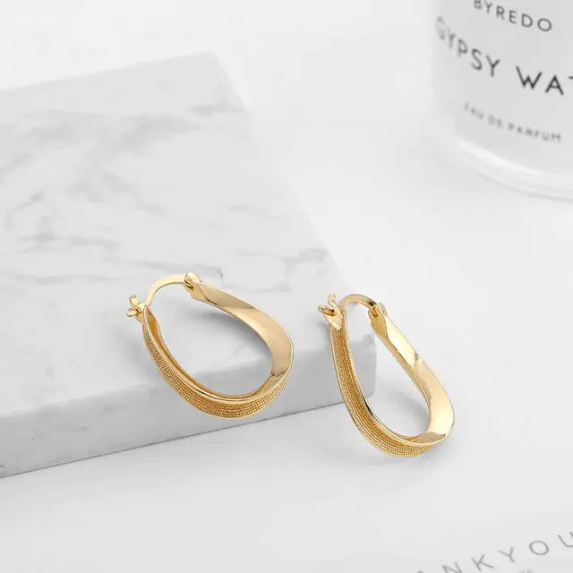 Statement Geometric Hoop Earrings - GlimmaStyle