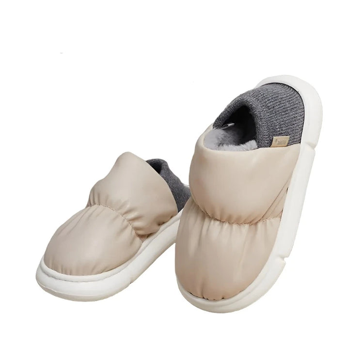 Toast Winter Unisex Slippers - GlimmaStyle