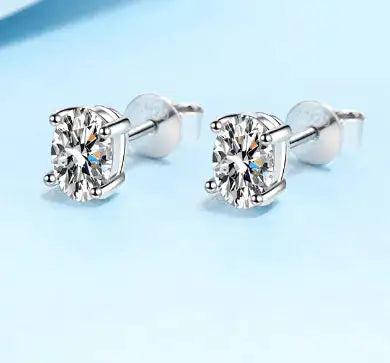 Moissanite Stud Earrings - GlimmaStyle