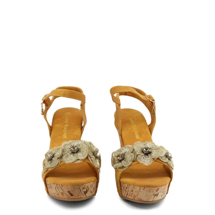 Flower Wedge Sandals - GlimmaStyle