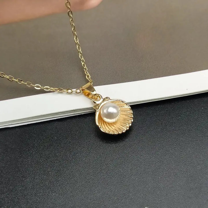 Shell Pearl Pendant - GlimmaStyle