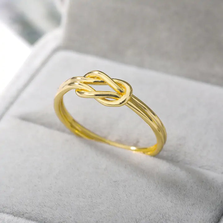 Knot Infinity Rings For Women - GlimmaStyle