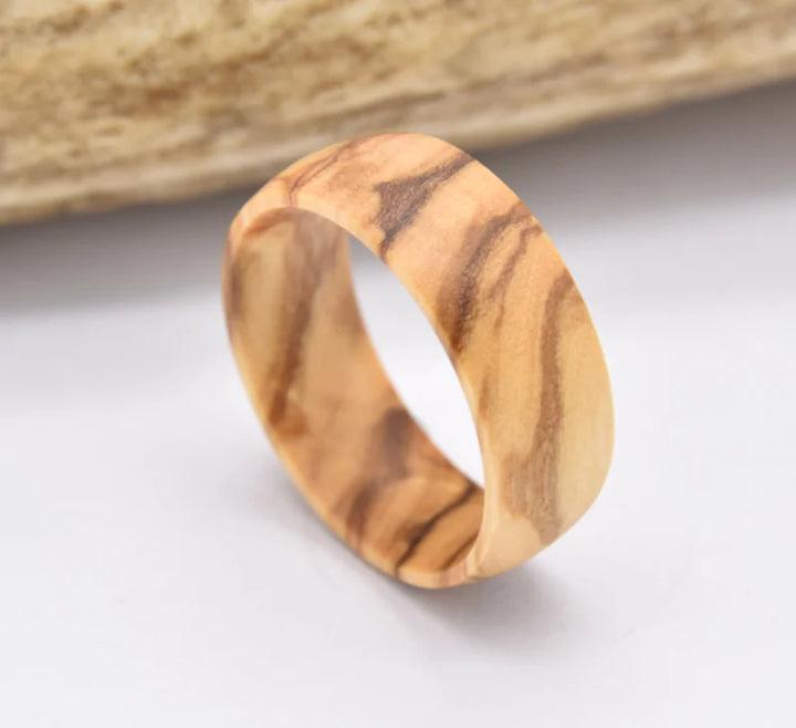 Natural Olive Wood Ring - GlimmaStyle