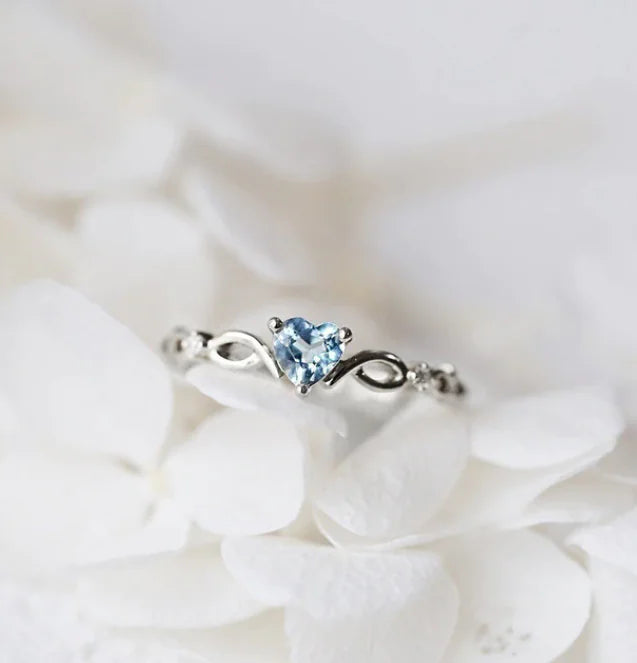 Huitan Simple Heart Ring - GlimmaStyle