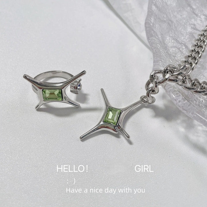 Green Imitation Gemstone Star Ring - GlimmaStyle