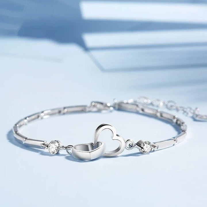 Double Heart Bracelet - GlimmaStyle