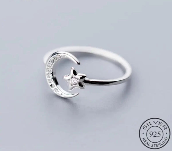 Sterling Silver Moon Star Ring - GlimmaStyle