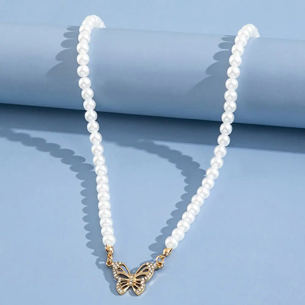 Rhinestone Butterfly Pendant Pearl Necklace - GlimmaStyle