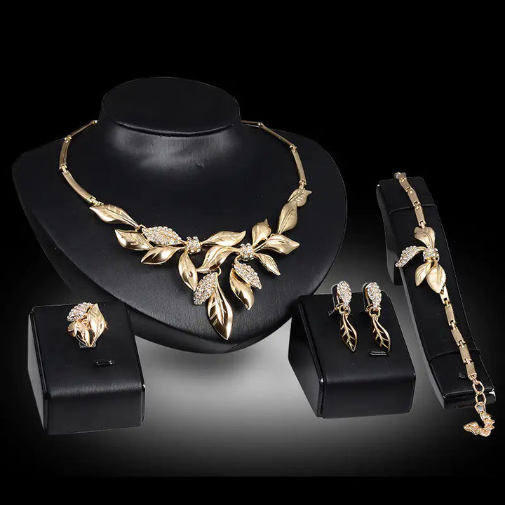 Gold Indian Bridal Jewelry Set - GlimmaStyle