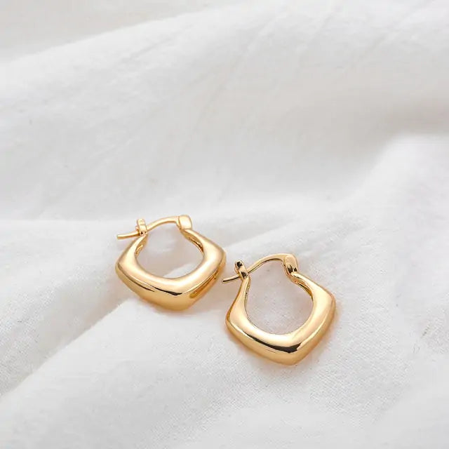 Statement Geometric Hoop Earrings - GlimmaStyle