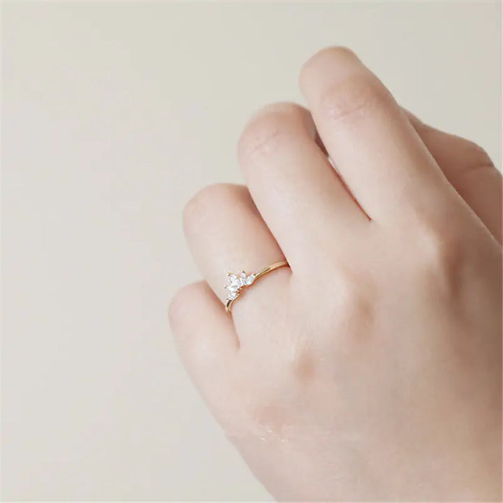 Simple Crown Rings - GlimmaStyle
