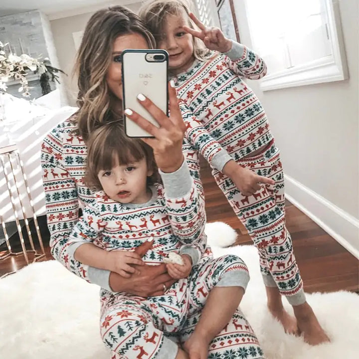 Family Matching Christmas Pajamas Set - GlimmaStyle