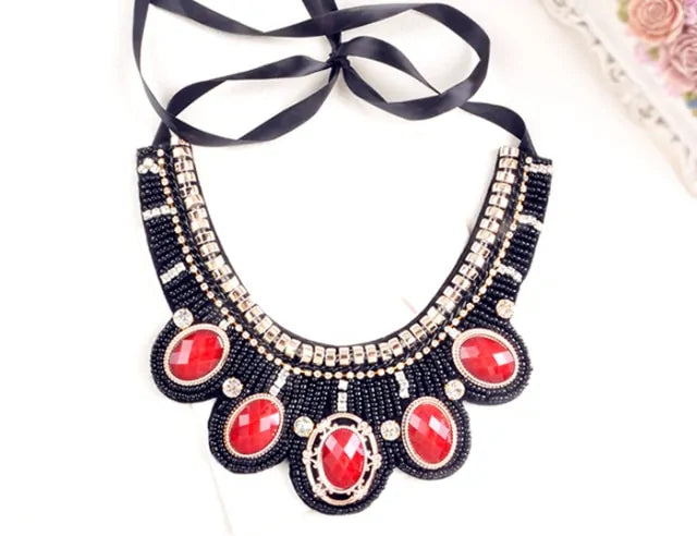 Fashionable Statement Choker Necklace - GlimmaStyle