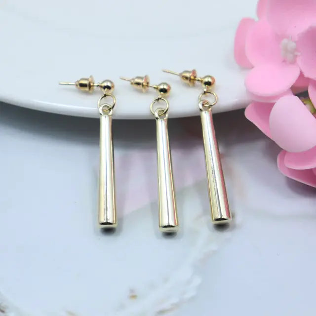 Hoops Stud Earrings - GlimmaStyle